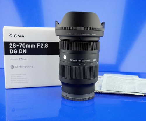 Sigma 70 dg dn - /28-70,